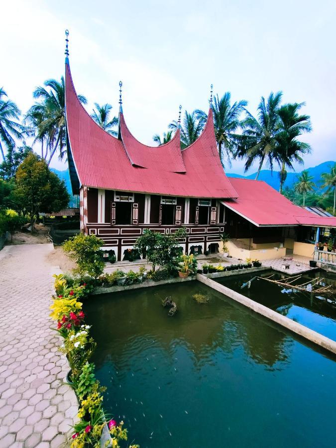 Вилла Rumah Gadang Simarasok Baso Экстерьер фото